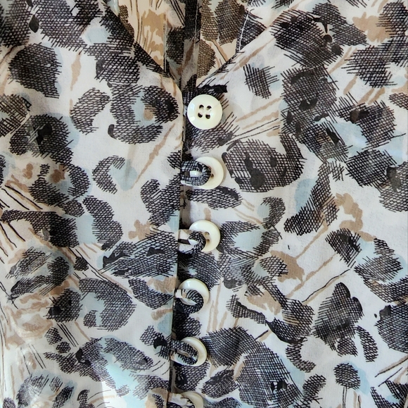 EUC- BCBGeneration - romper . Size S. Black, cream, taupe and light blue pattern - Picture 8 of 8